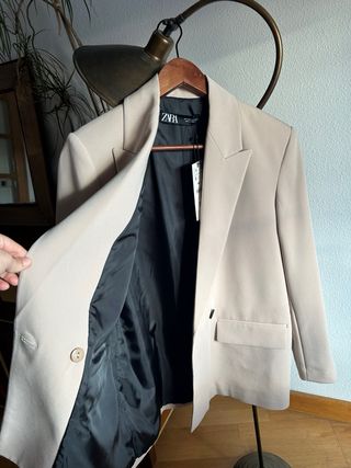 Chaqueta americana mujer ZARA