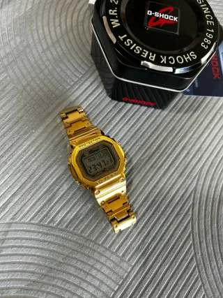 Relógio Casio G-Shock Dourado