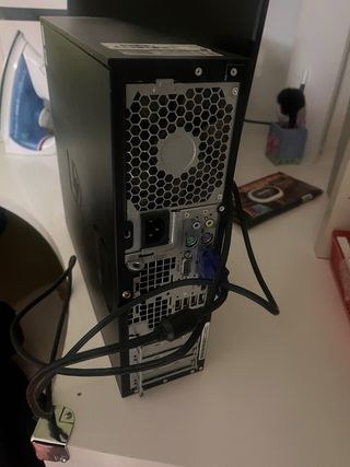 Torre HP Negra/Plateada