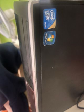 Torre HP Negra/Plateada