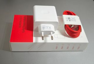 Cargador compartible Realme 80W SUPERVOOC y Cable