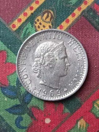 Lote de 13  Monedas de Colección del Mundo