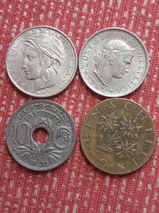 Lote de 13  Monedas de Colección del Mundo
