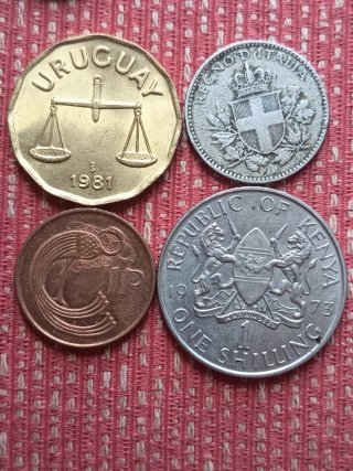 Lote de 13  Monedas de Colección del Mundo