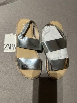 Sandalias Zara plateadas