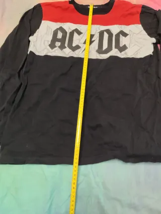 Sudadera AC/DC Negra y Roja