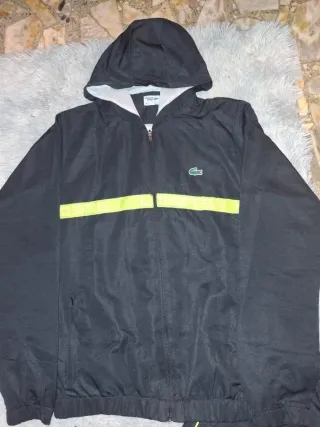 Conjunto Deportivo Lacoste Negro y Amarillo