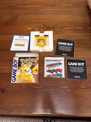 Game Boy Pokémon Edición Pikachu Amarilla