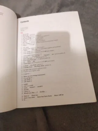 Essential Grammar in Use With Answers: A Self-S...