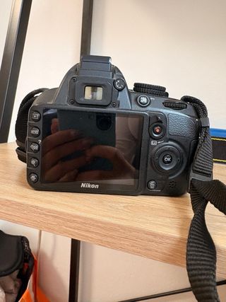 Cámara Nikon D3100 Negra