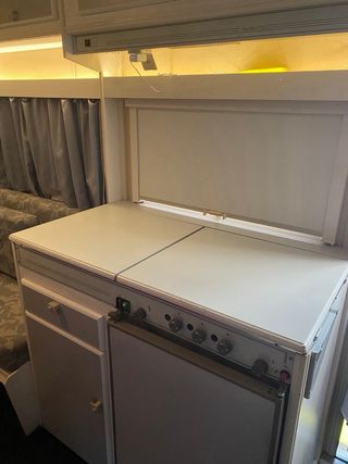 “Caravana Royal avento con avance”