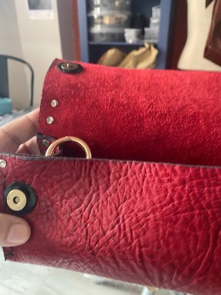 Bolso mini para fiesta de piel genuina rojo.