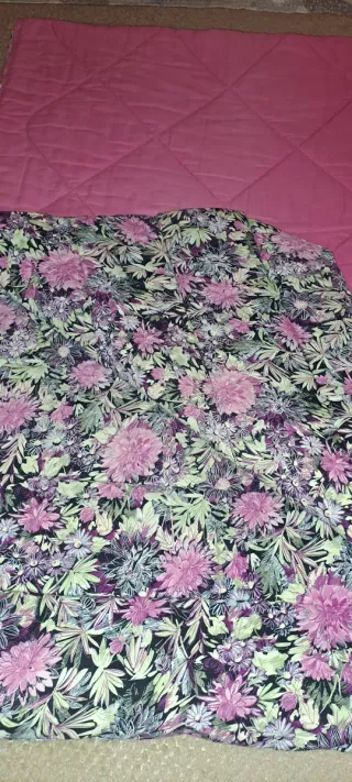 Coperta pesante floreale e rosa