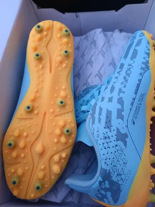 Zapatillas fútbol Kipsta Talla 33