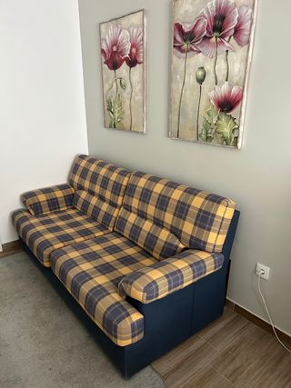 Sofá de tela a cuadros