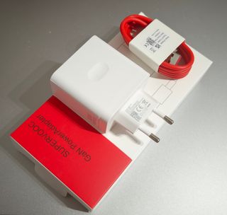 Cargador compartible OnePlus 80W SUPERVOOC + Cable