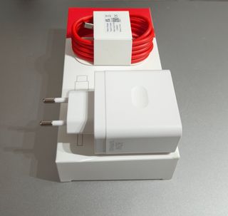 Cargador compartible OnePlus 80W SUPERVOOC + Cable