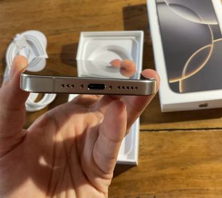 iPhone 15 Pro 256GB Titanio