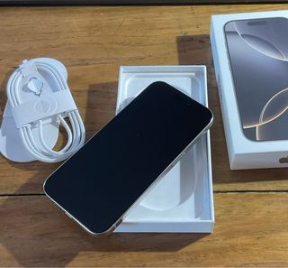 iPhone 15 Pro 256GB Titanio