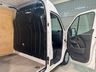 Renault Master Furgón T L2H2 3300 Bl dCi 100kW (135CV)