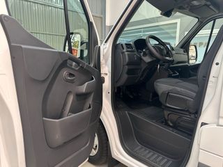 Renault Master Furgón T L2H2 3300 Bl dCi 100kW (135CV)