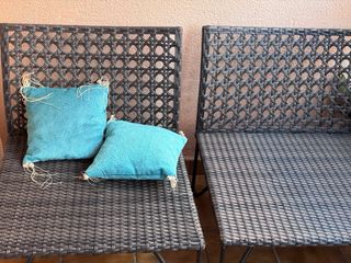 Conjunto Terraza:Sillas y mesa de mimbre sintetico