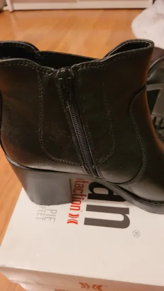 Botas de tacón negras