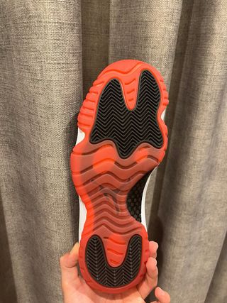 Nike Jordan 11 Low Bred