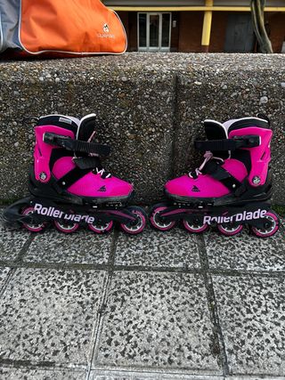 Patines en línea Rollerblade rosas niña
