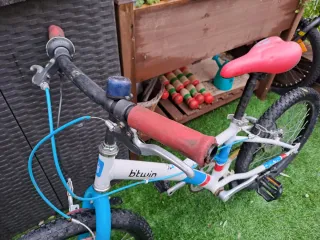 Bicicleta BTWIN 6-10 años