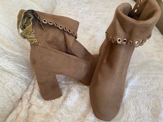 Botines ante camel talla 37 sin estrenar