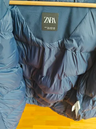 Abrigo Zara Hombre Azul Marino.