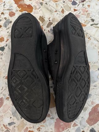 Converse nere taglia 42.5