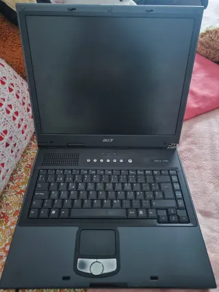 Pc Portátil Acer Aspire 1350