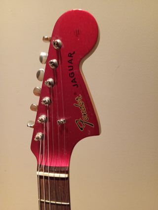 Fender Jaguar Japonesa Candy Apple Red