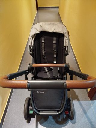 Carro Uppababy Cruz completo con capazo y silla