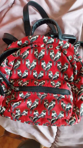 Mochila con estampado de pájaros