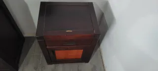 Cómoda, cabecero y mesita de noche madera