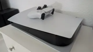 Consola PS5 Fat 500GB + Monitor Xiaomi 1080p