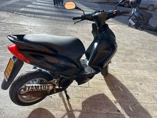 Yamaha Jog RR Negra