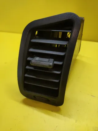 AIREADOR IZQUIERDO SALPICADERO TERRANO II MAVERICK