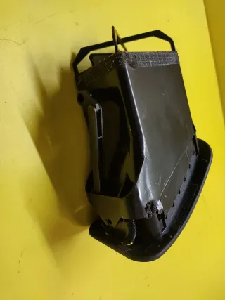 AIREADOR IZQUIERDO SALPICADERO TERRANO II MAVERICK