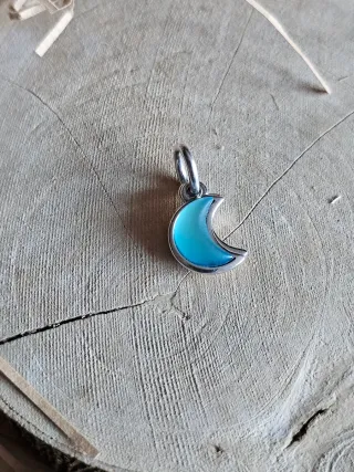 Charm Doble Luna Creciente