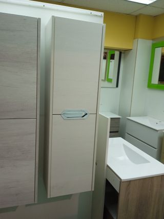 C002 - Columna de baño 35x26x120 cm