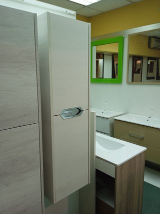 C002 - Columna de baño 35x26x120 cm