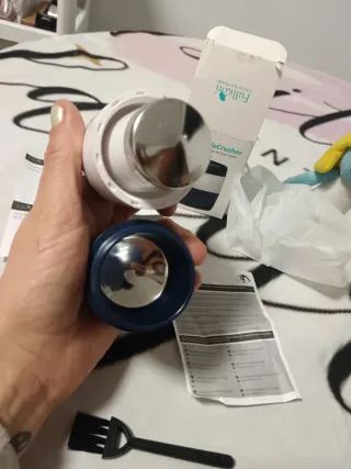 Pastillero 3 en 1 , corta, tritura y almacena