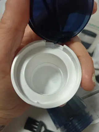 Pastillero 3 en 1 , corta, tritura y almacena