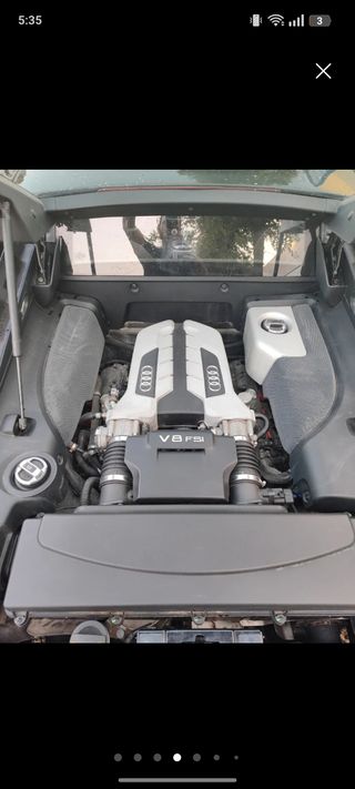 Audi R8 2007 v8