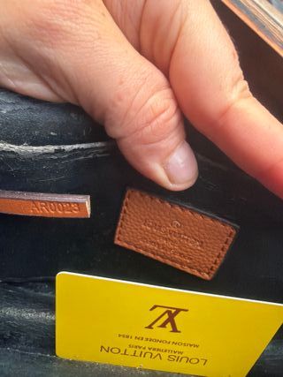 Bolso Louis Vuitton Marrón y Dorado