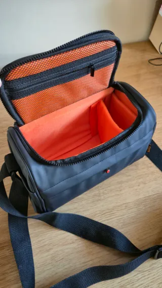 Sony AX43 - 2 Baterías y Bolsa